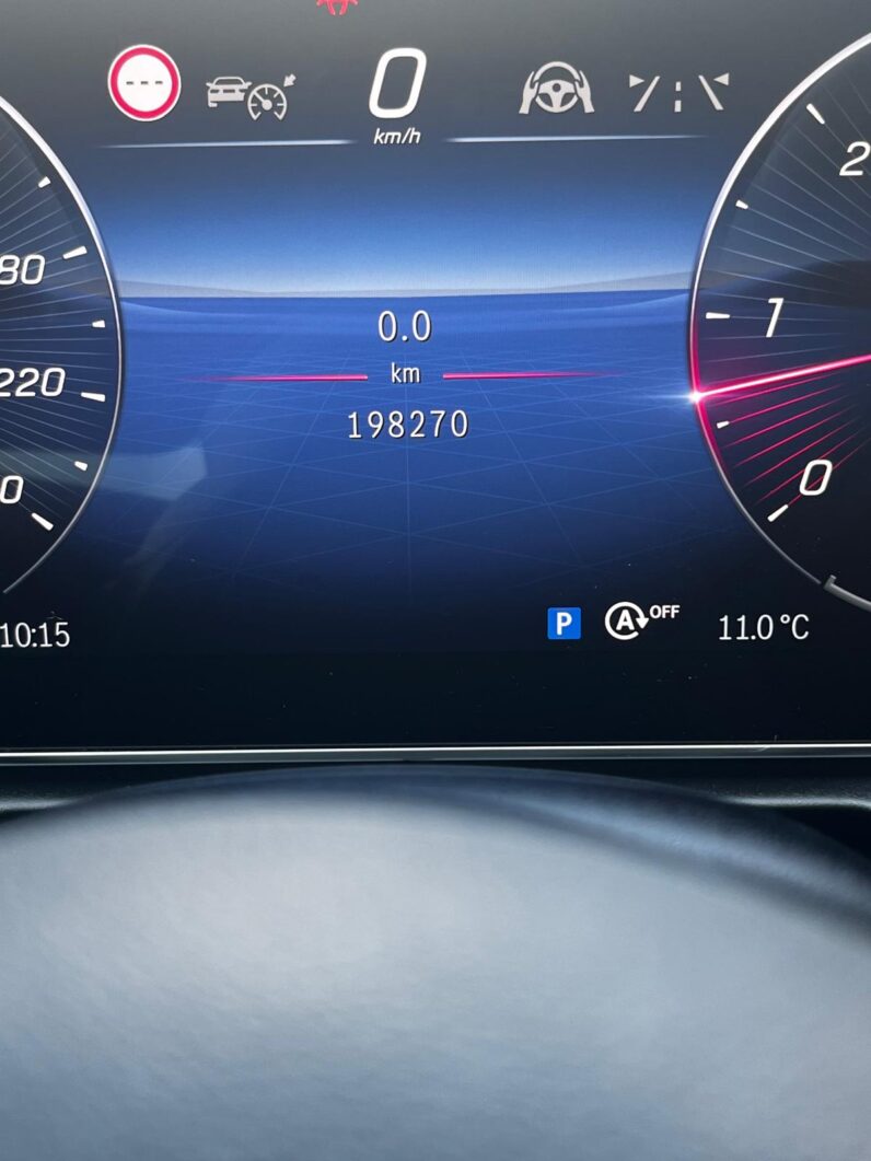 MERCEDES-BENZ C 220 D PREMIUM AMG