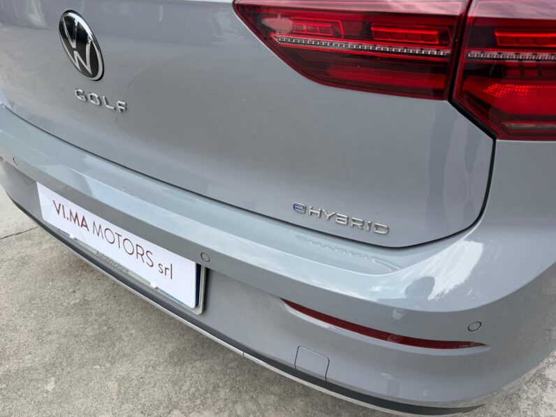 VOLKSWAGEN GOLF eHYBRID