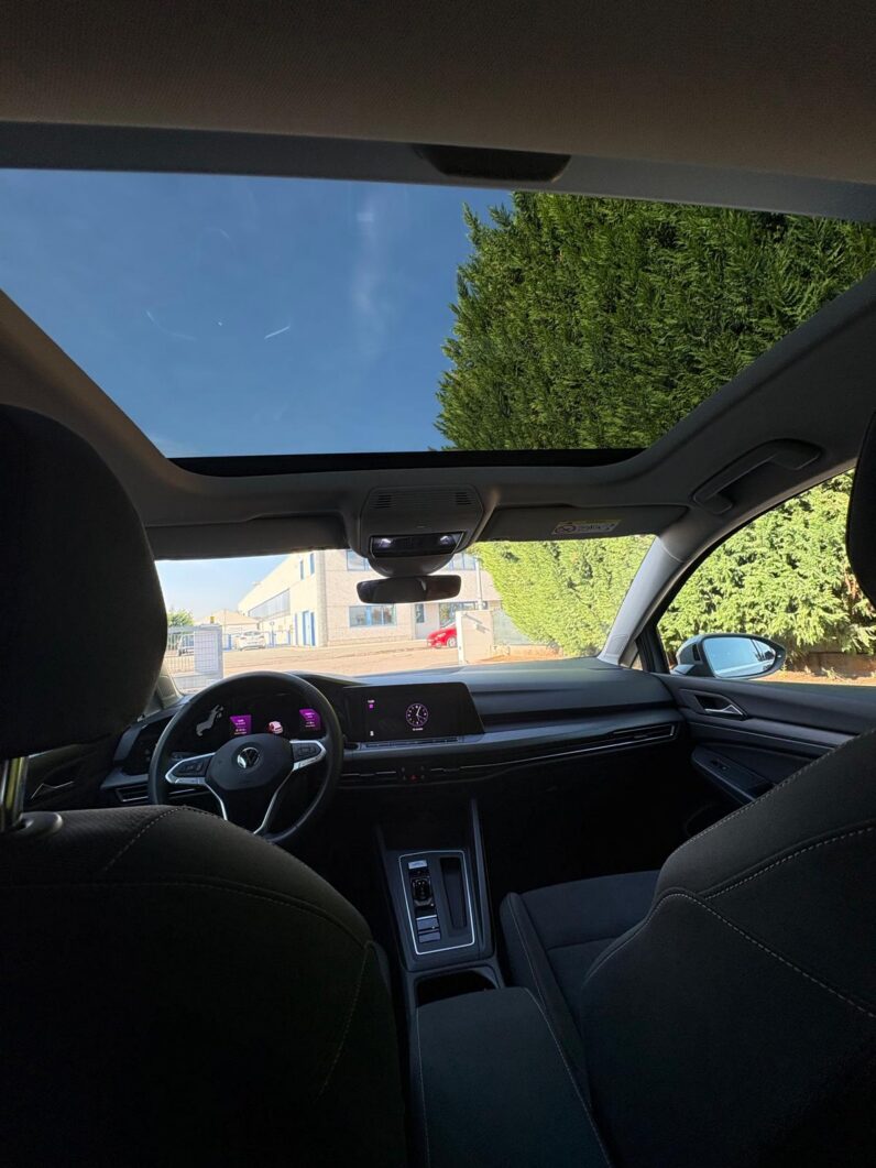 VOLKSWAGEN GOLF eHYBRID