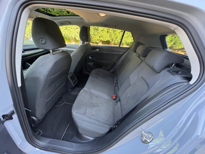 VOLKSWAGEN GOLF eHYBRID