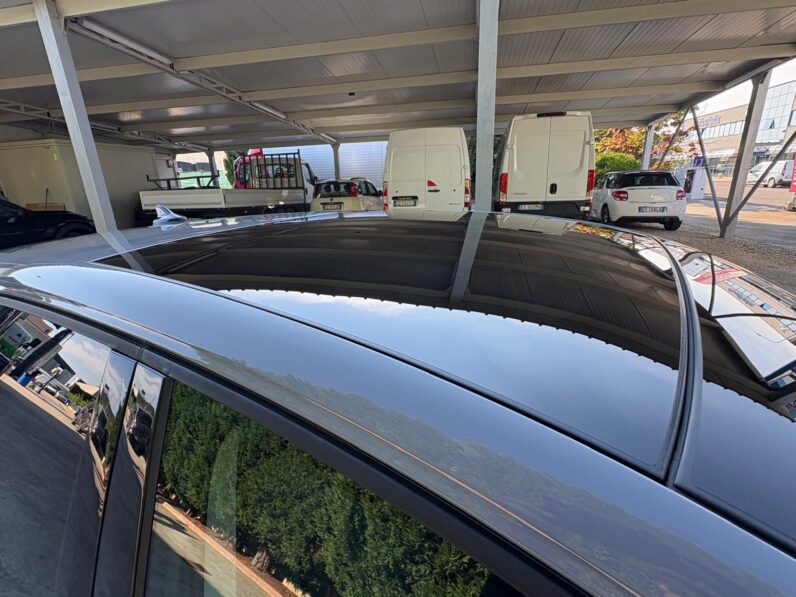 VOLKSWAGEN GOLF eHYBRID