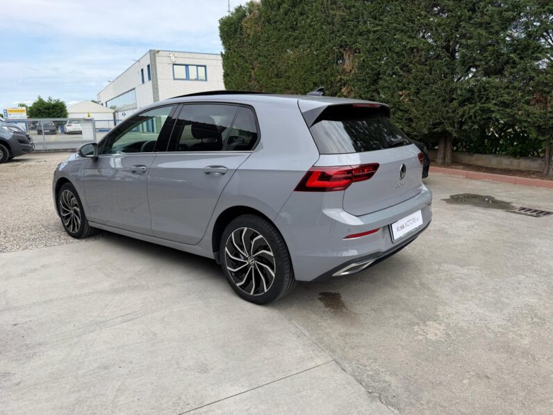 VOLKSWAGEN GOLF eHYBRID