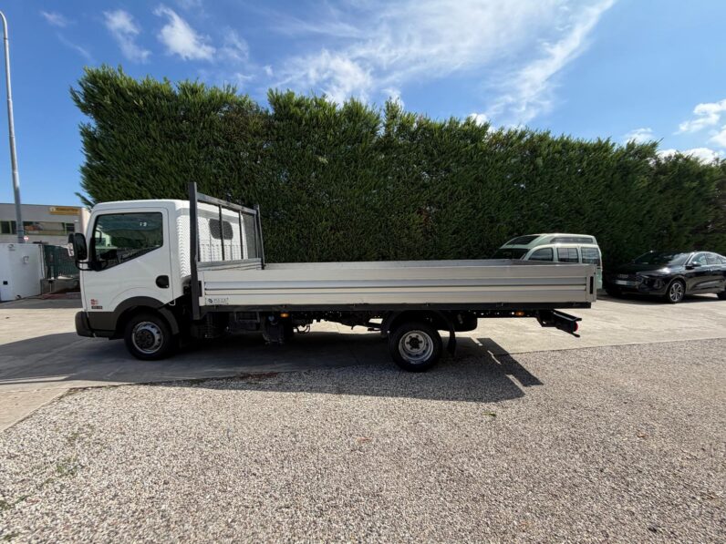 NISSAN NT400 CABSTAR