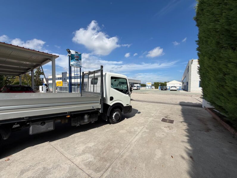 NISSAN NT400 CABSTAR